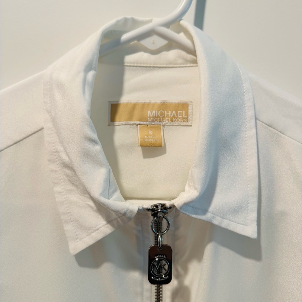 MICHAEL Michael Kors Zip Front Roll Tab Utility Blouse White Size Small - Picture 7 of 12